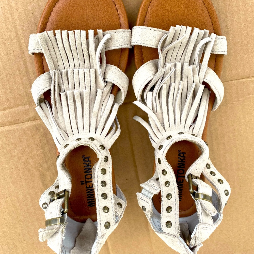 Minnetonka fringe sandals